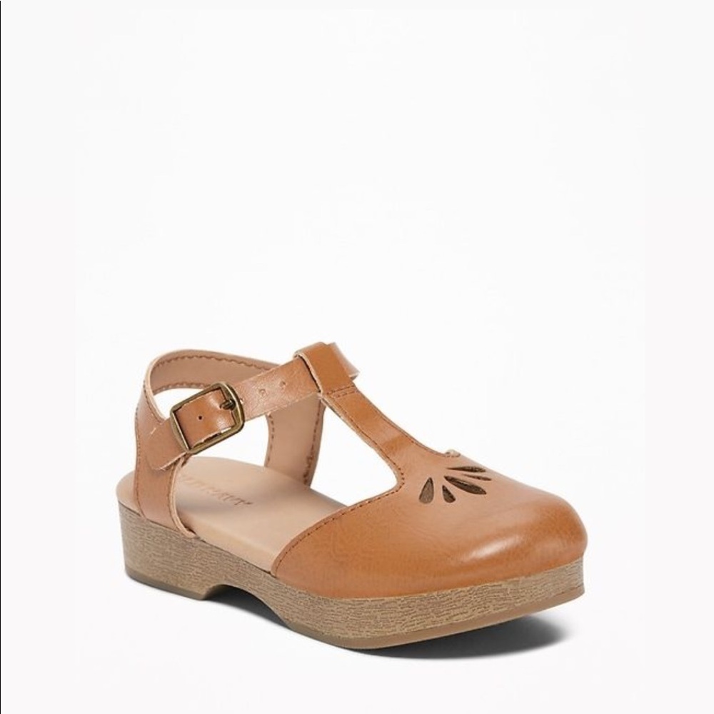 old navy clogs